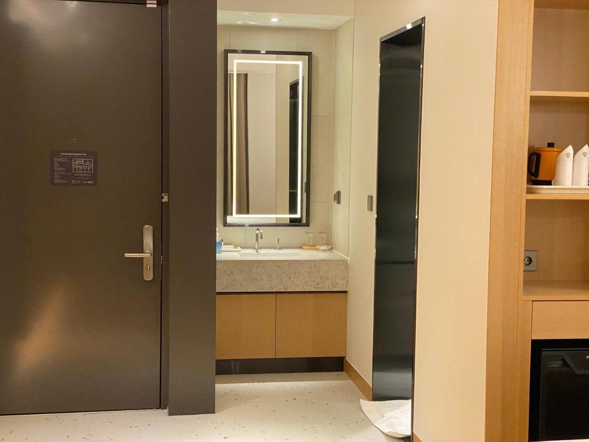 Hotel Avenue Changwon Exterior foto